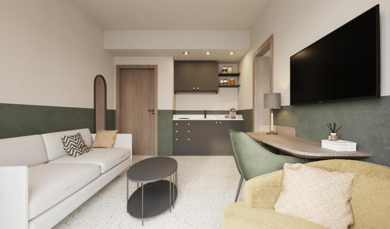 Evripidou 7 - Kalamata Mediterranean Suites Ngoại thất bức ảnh