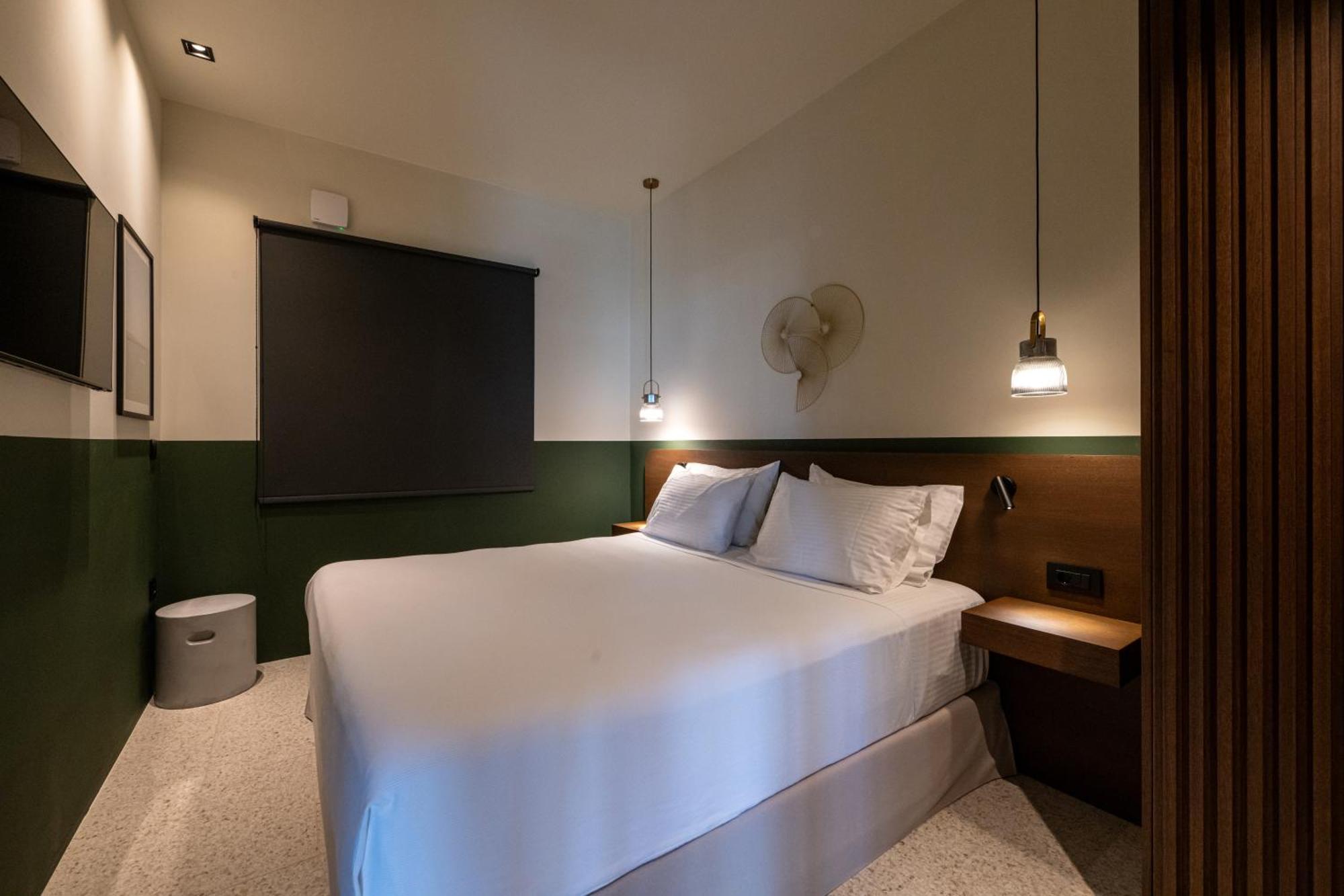 Evripidou 7 - Kalamata Mediterranean Suites Phòng bức ảnh