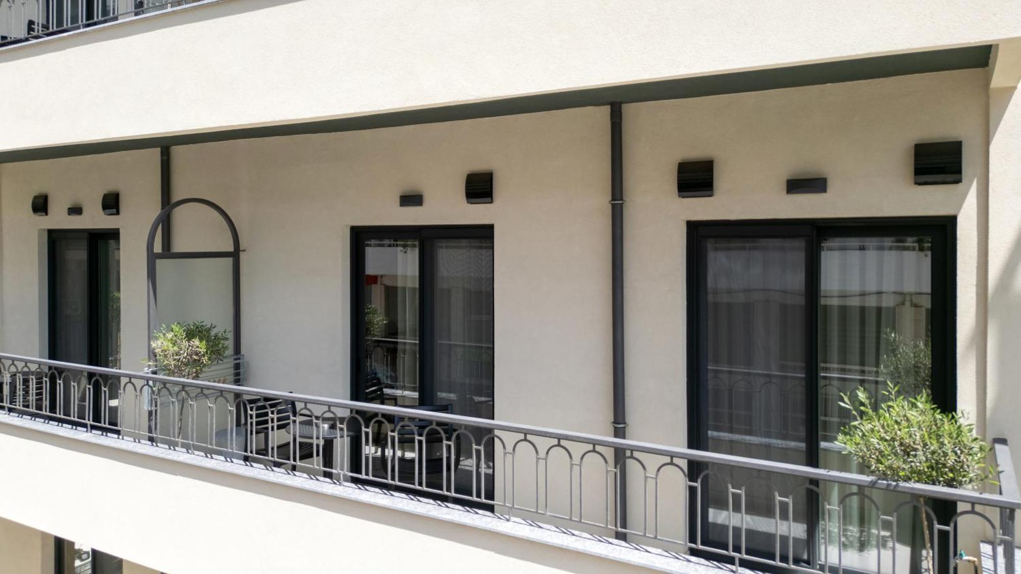 Evripidou 7 - Kalamata Mediterranean Suites Ngoại thất bức ảnh