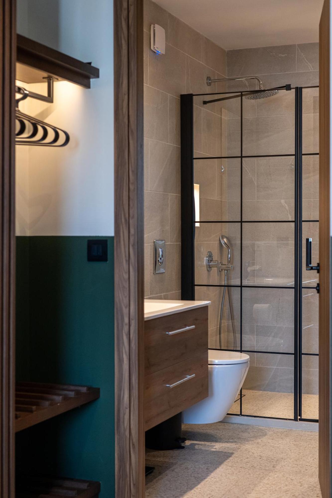 Evripidou 7 - Kalamata Mediterranean Suites Phòng bức ảnh